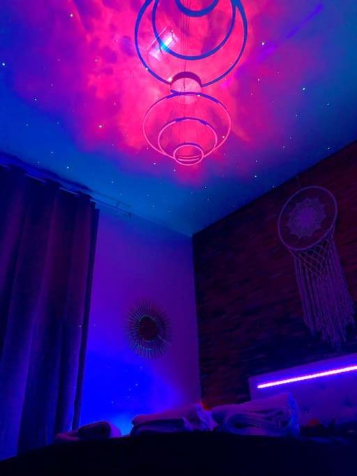 La Romantique Jacuzzi,parking Gratuit,centre Sens