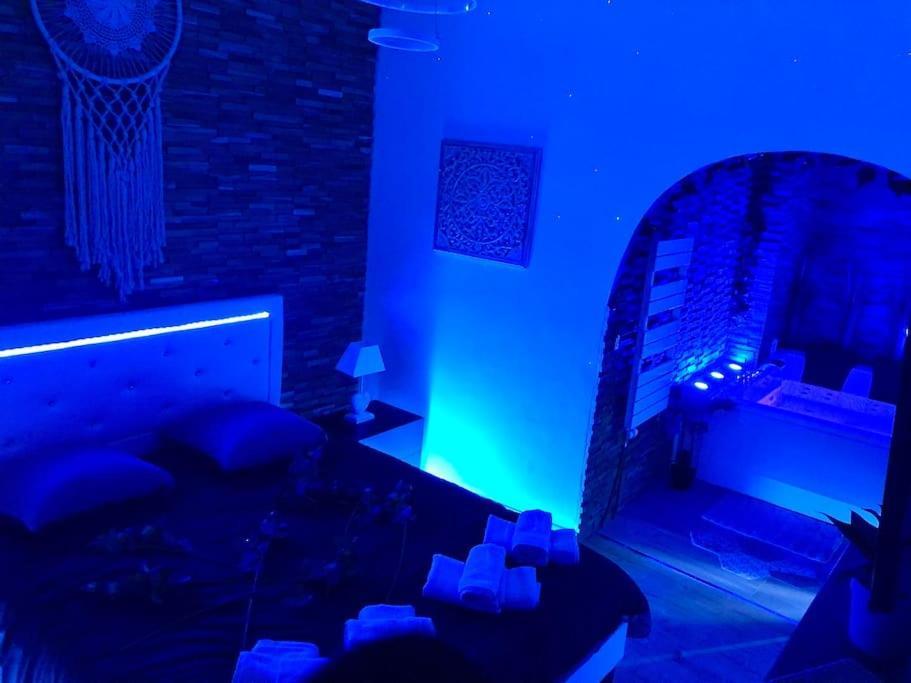 La Romantique Jacuzzi,parking Gratuit,centre *