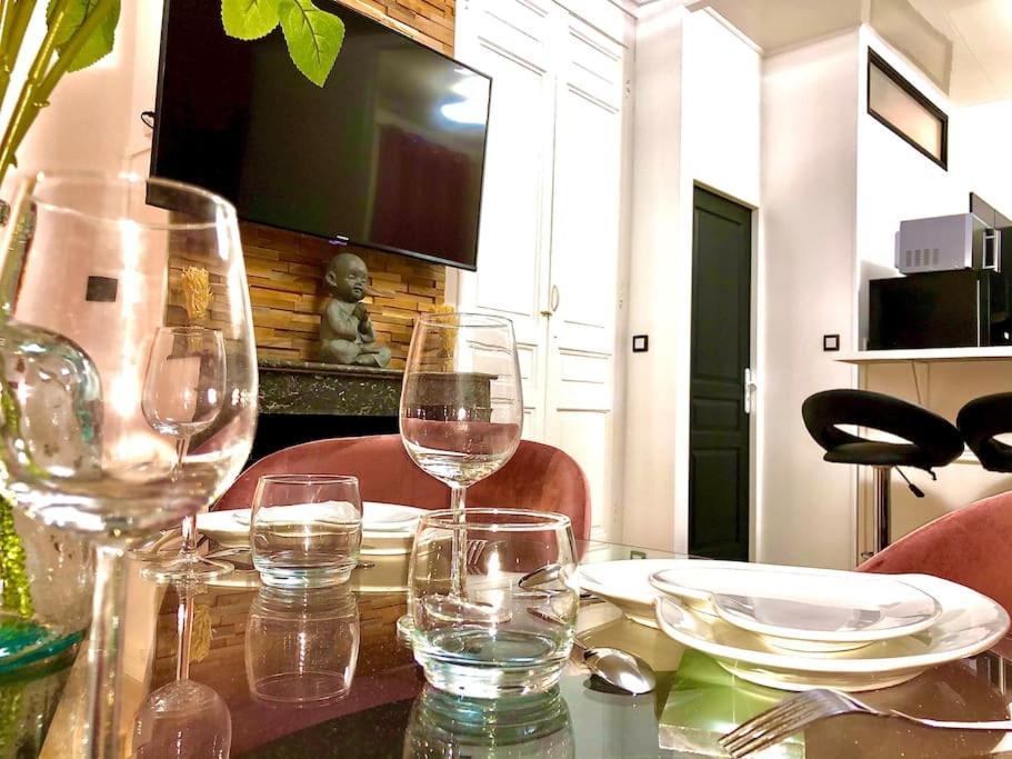 La Romantique Jacuzzi,parking Gratuit,centre Sens